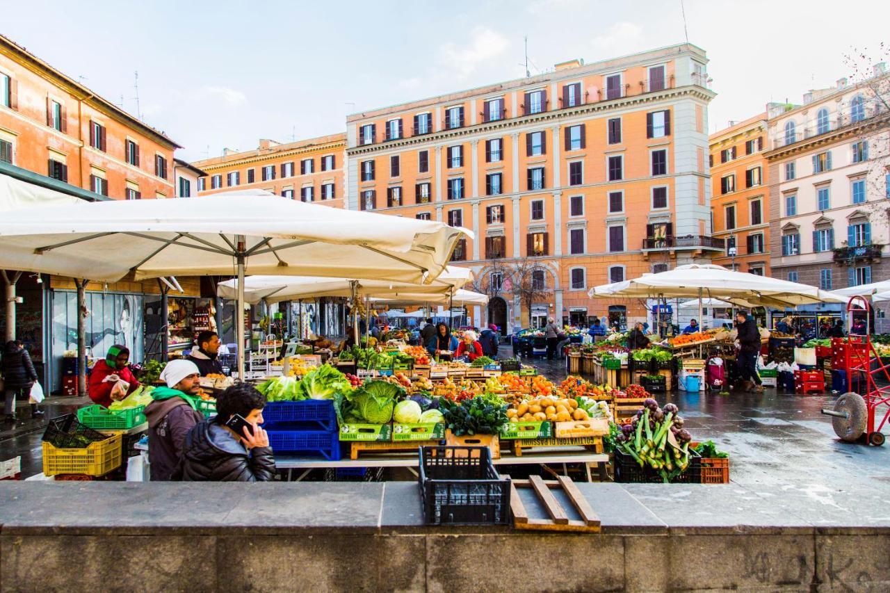 New Apartment In The Heart Of Trastevere โรม ภายนอก รูปภาพ